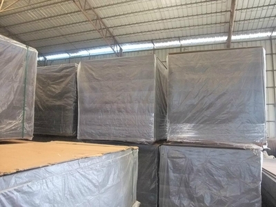 防水防潮黑色中纤板 - wj-01 - 维佳 (中国 广东省 生产商) - 库存建材 - 建筑、装饰 产品 「自助贸易」